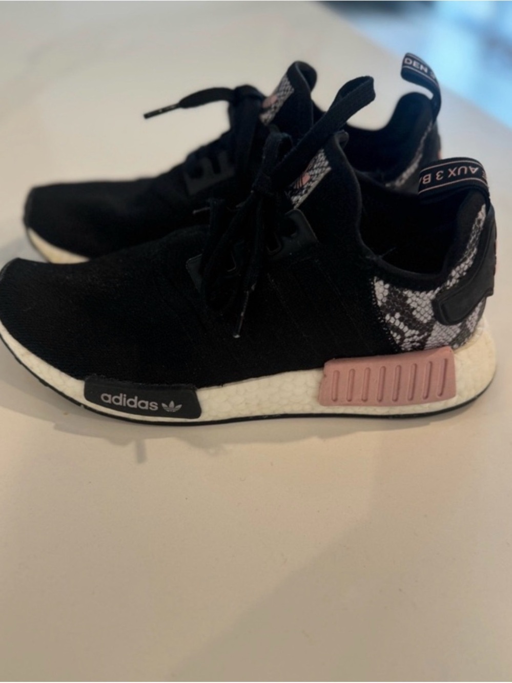 adidas Womens Black Sneakers with Pink Midsole Accent - Picture 2 of 3